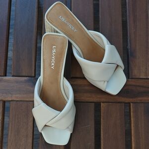 WOMEN'S LISA-VICKY IMPRESS-V  BLOCK HEEL SANDAL(7M)